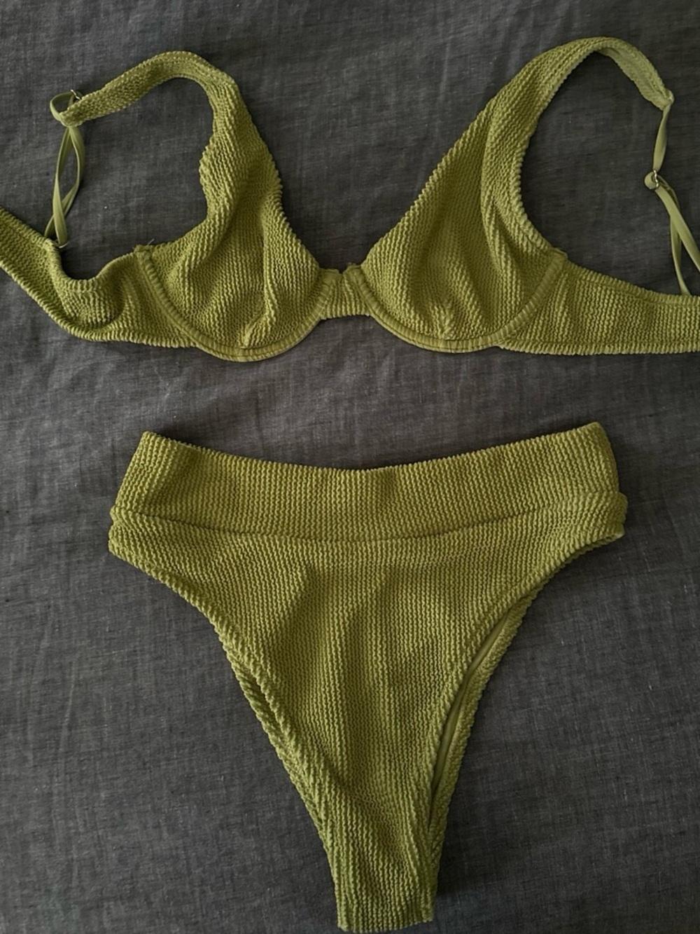 Pistachio Green Textured Underwire Bikini Set - Women Swim